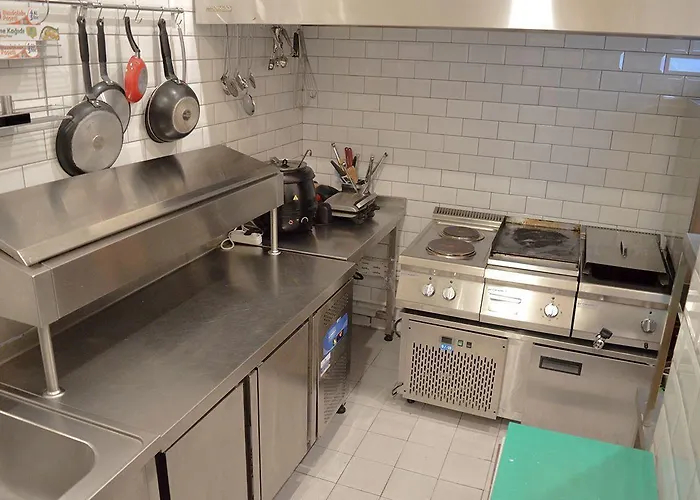 Can Pansiyon Apart * Istanboel